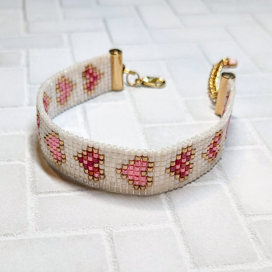 White Shimmer Heart Beaded Bracelet Handmade